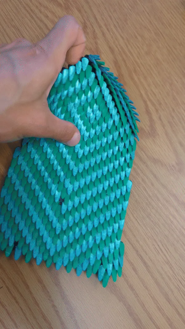 chainmail fabric arm bracer view 2
