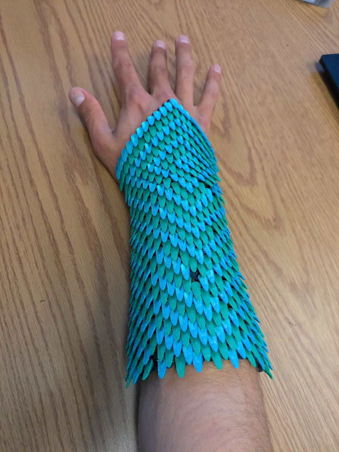 chainmail fabric arm bracer view 4
