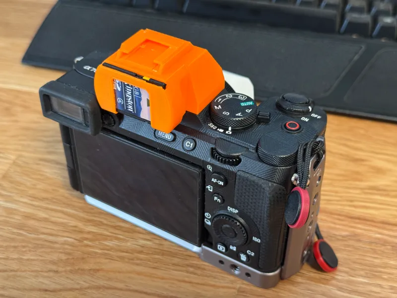 低人两等军舰头-带SD卡储存-尺寸适配Sony A7C2