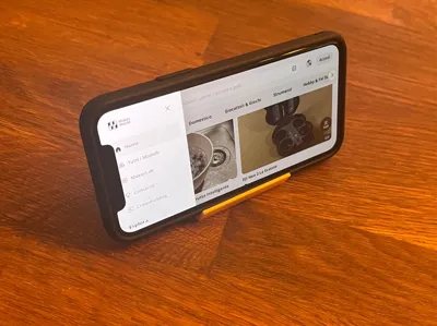 Simple phone holder