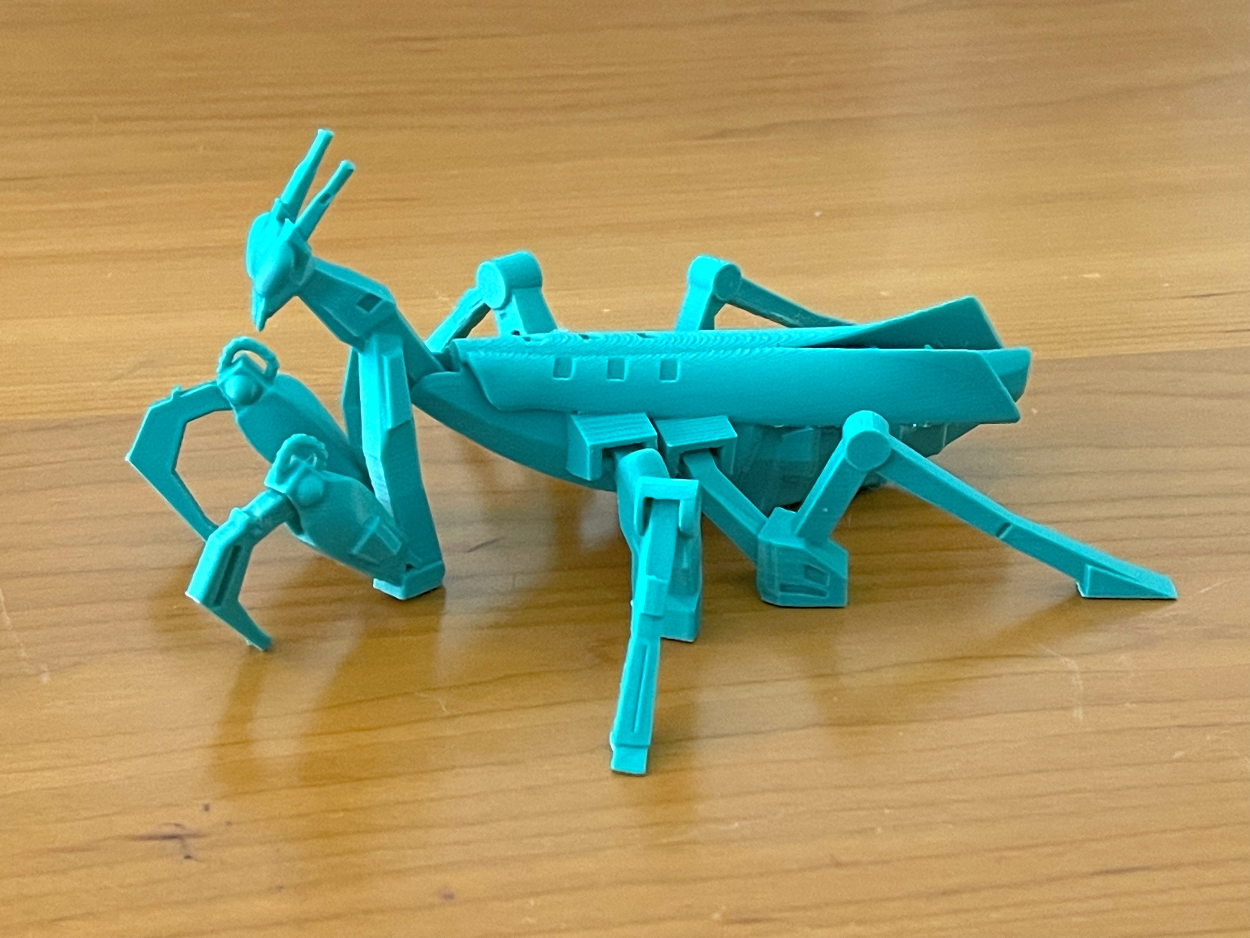 Miniatura 2 do modelo 3D 一体打印可动机甲螳螂（已优化）