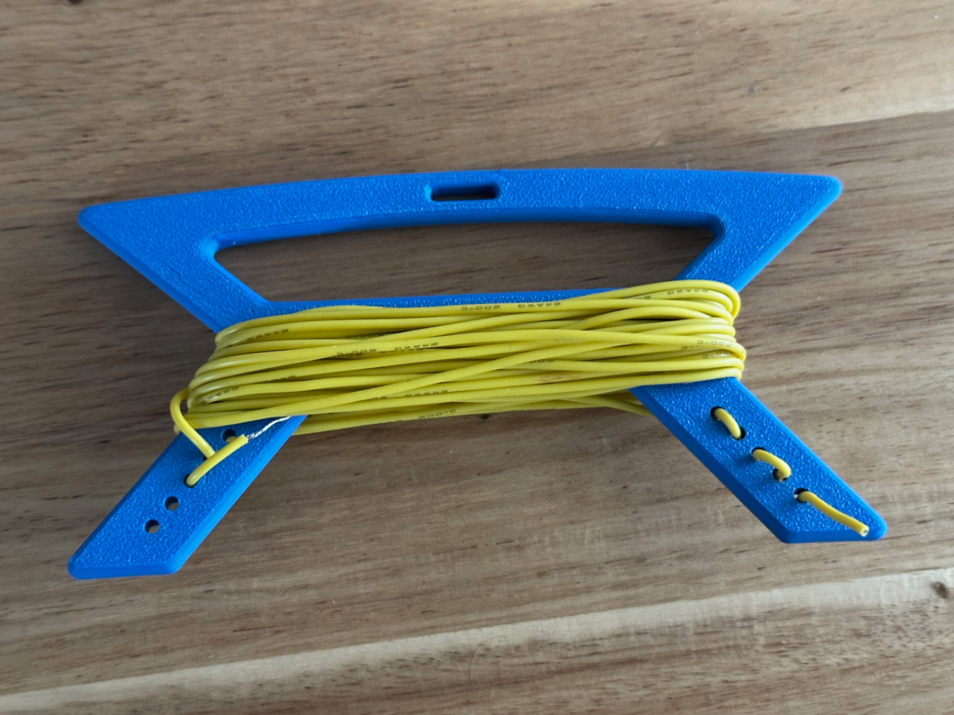 Wire Winder with Eyelets