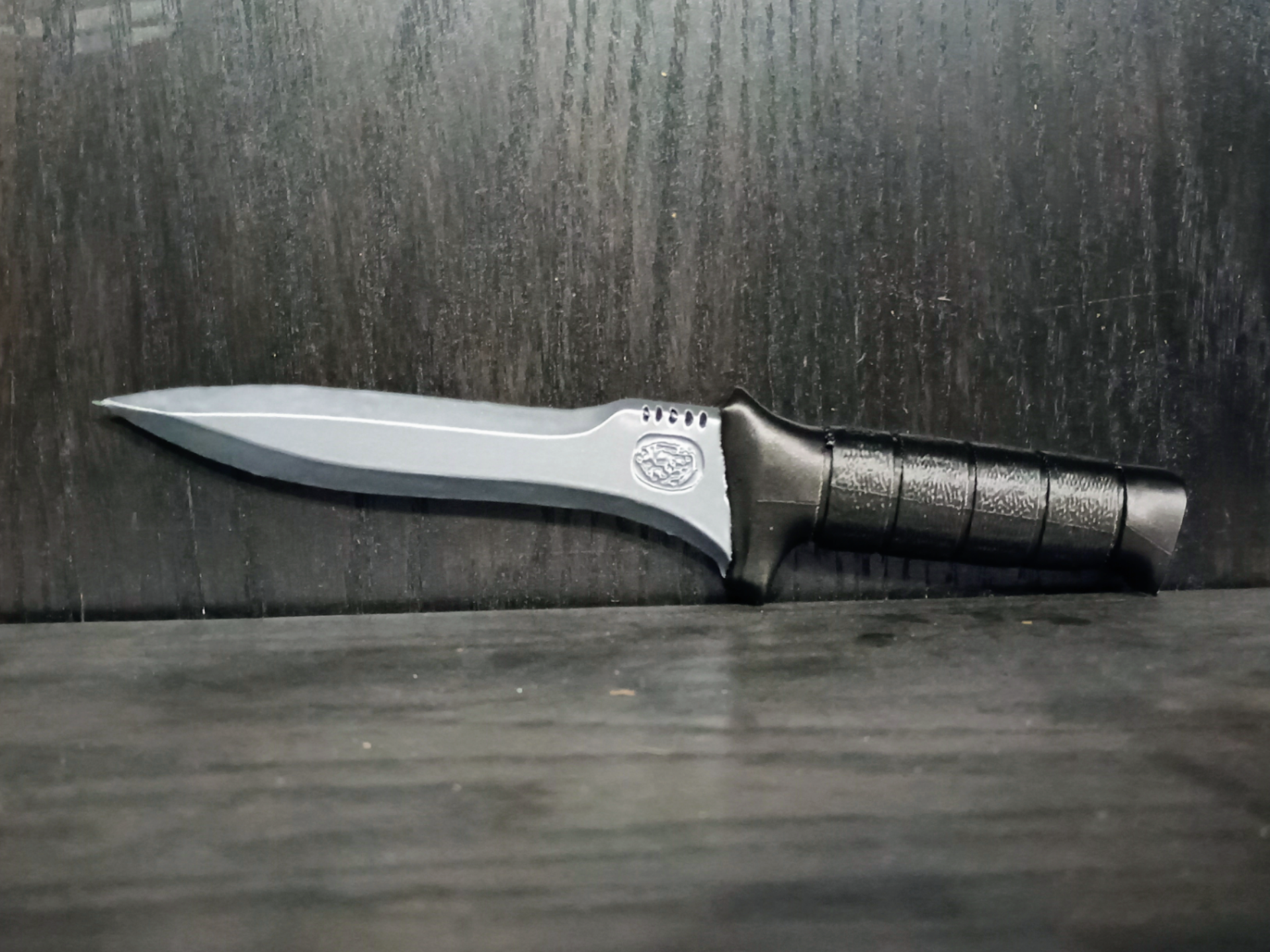 Primal Knife - RE4