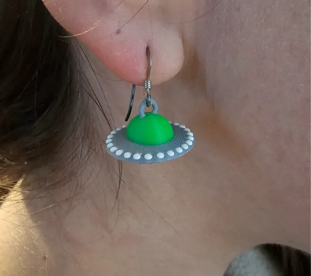Cute Spaceship Earrings! UFO!