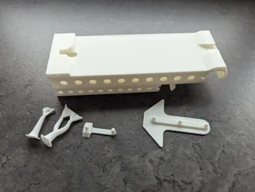 Soporte: Compact battery holder with IKEA mounting option — vista de referencia 3