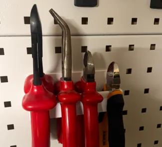 Pliers holder compatible with Skadis Holex Garant