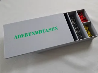 Kleinteilebox mit Schiebedeckel