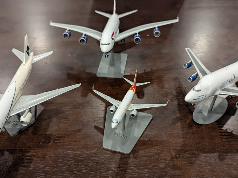 Build Your Own Model Airplane Stand (1:400)
