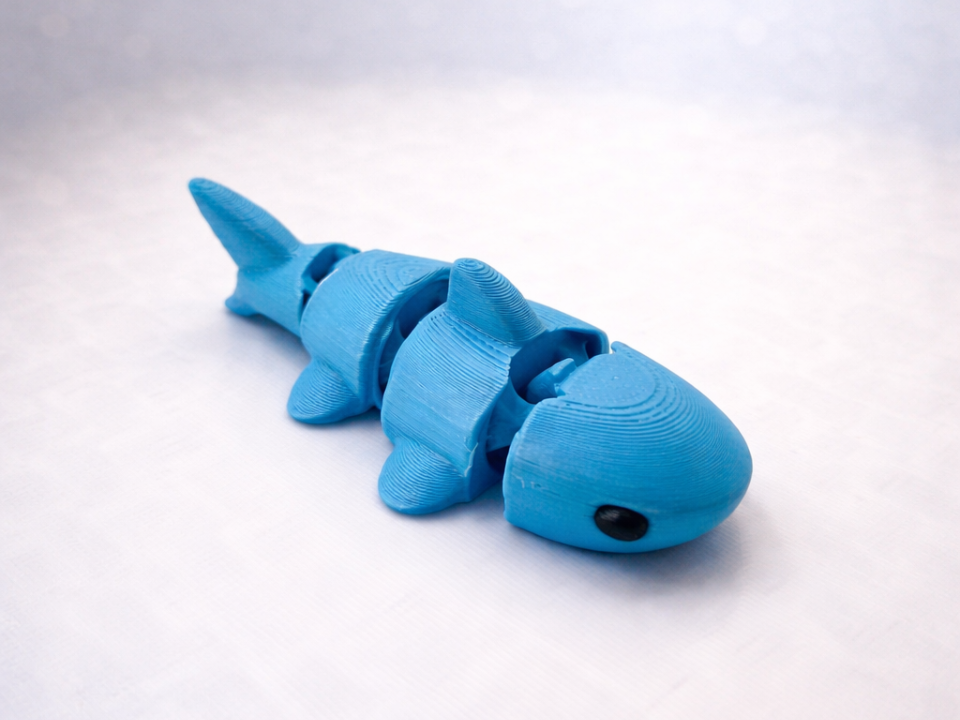 Mini Articulated Shark