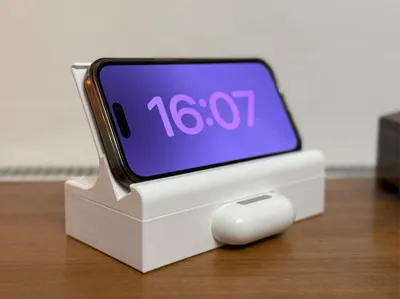iPhone and AirPods pro2 charging station