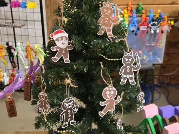 https://makerworld.bblmw.com/makerworld/model/USc9db3a4ffb1e40/design/2025-12-21_0f47bcd39430c.jpg