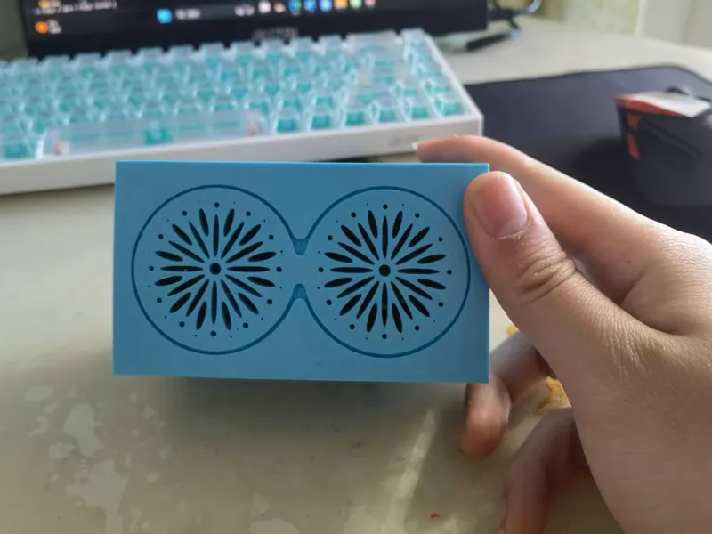 小号蓝牙音箱
