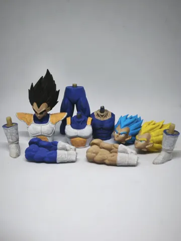 Figura decorativa: Vegeta Modular Action Figure — vista de referencia 2