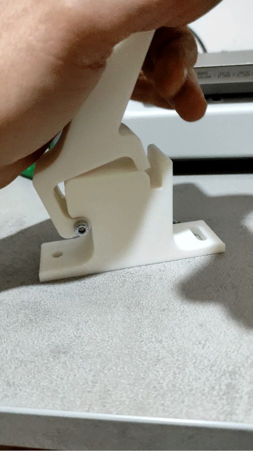 Wall mount for filament spool holder