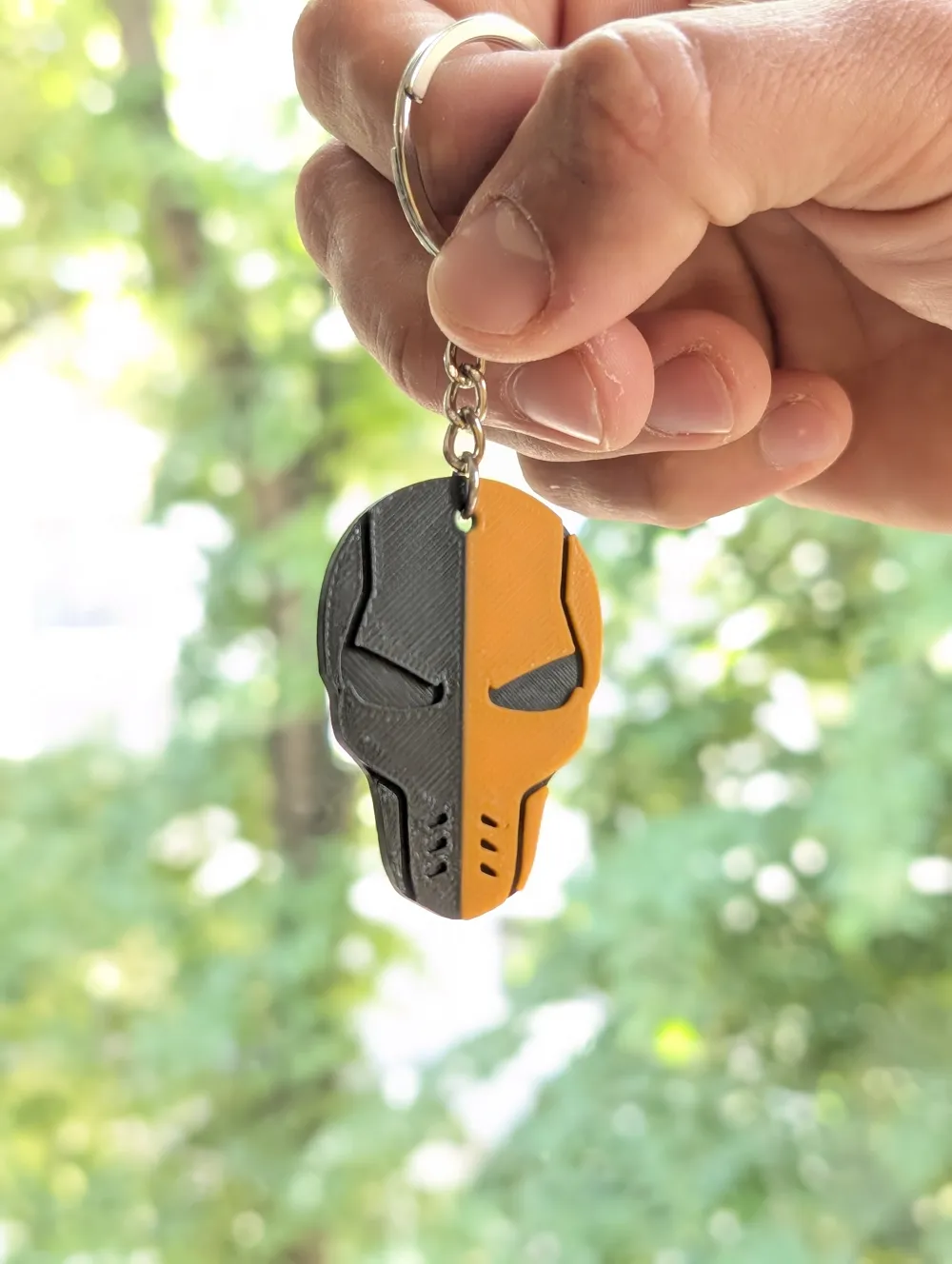 Deathstroke - Keychain - Free 3D Print Model - MakerWorld