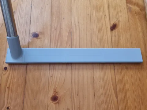 Letrero o emblema decorativo: vacuum cleaner under-appliance wand v1 — referencia de MakerWorld