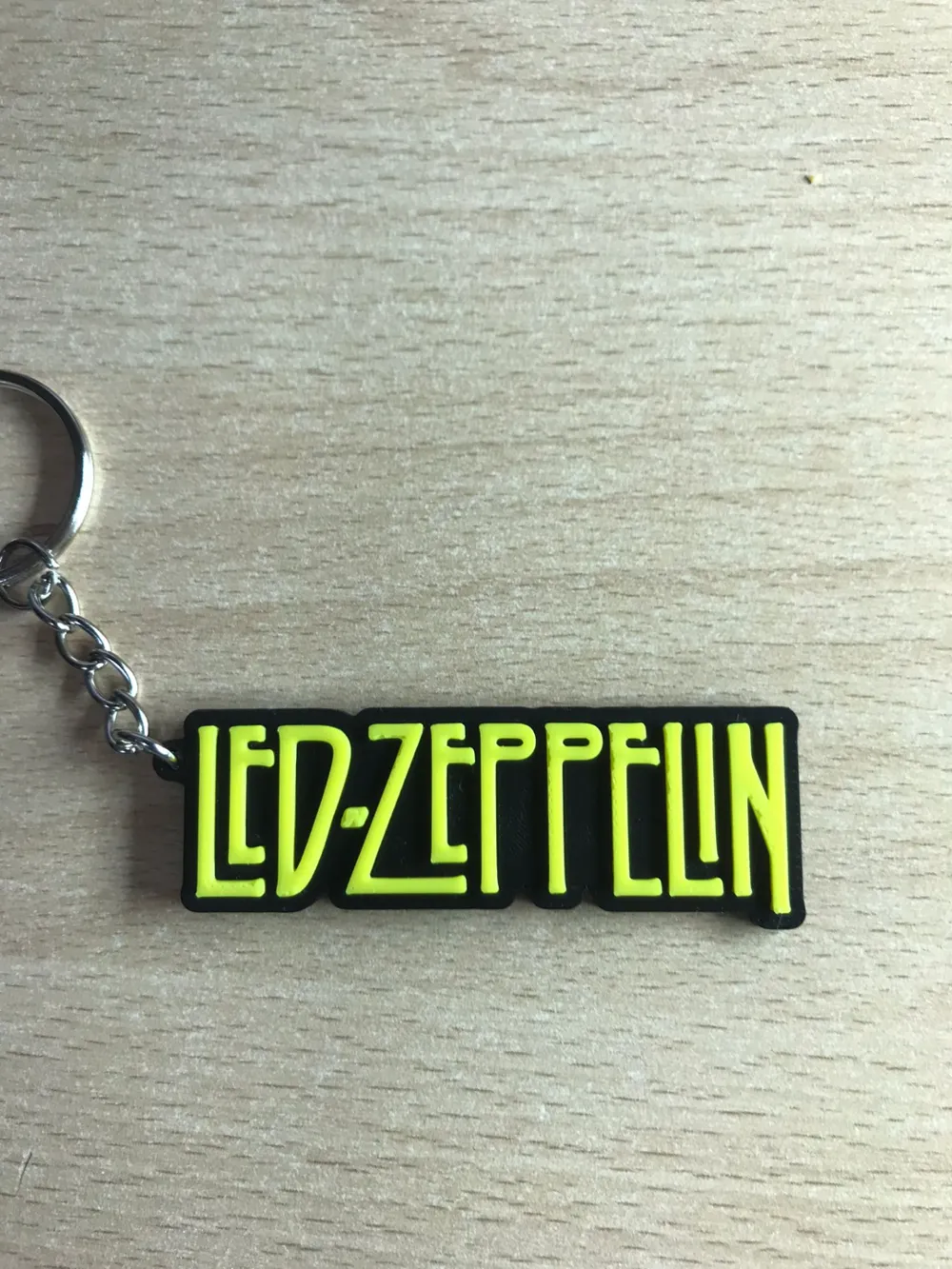 Led Zeppelin Keychain by INE3DIT MakerWorld: Download Free 3D Models