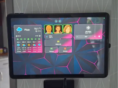 Invisible tablet wall mount