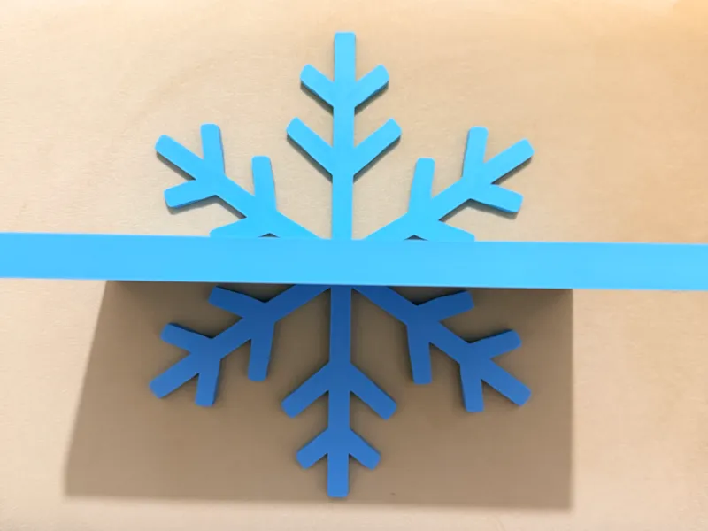 Snowflake Display Shelf