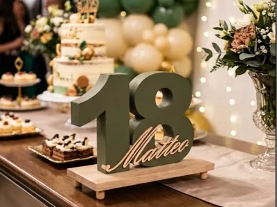 Birthday Standing Sign "18 Matteo"