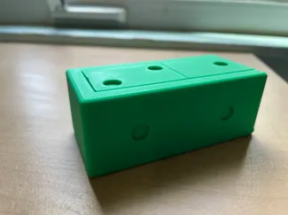 Dominoes set