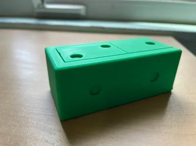 Dominoes set