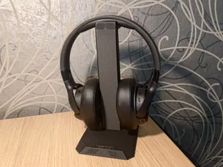 Headset stand