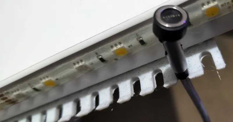 USB Cable Rack