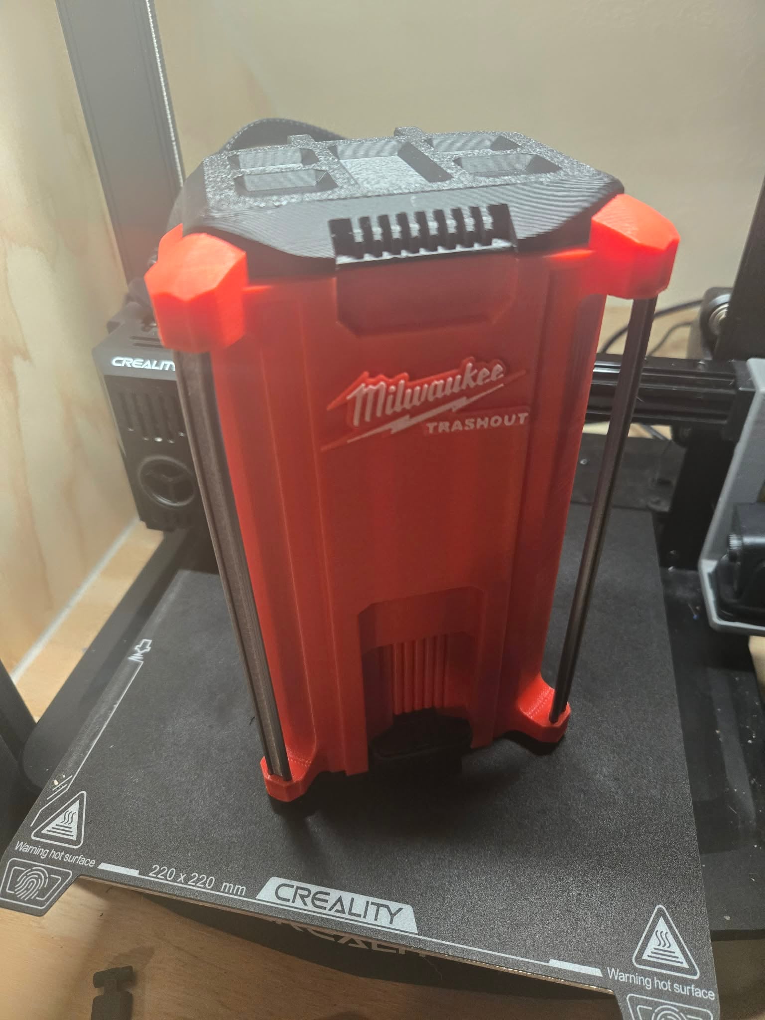 0.2mm layer, 2 walls, 8% infill