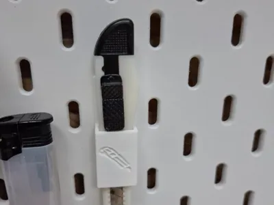 Skadis - Box cutter mount/hanger