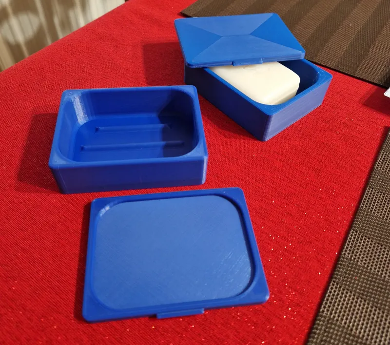 Travel soap box