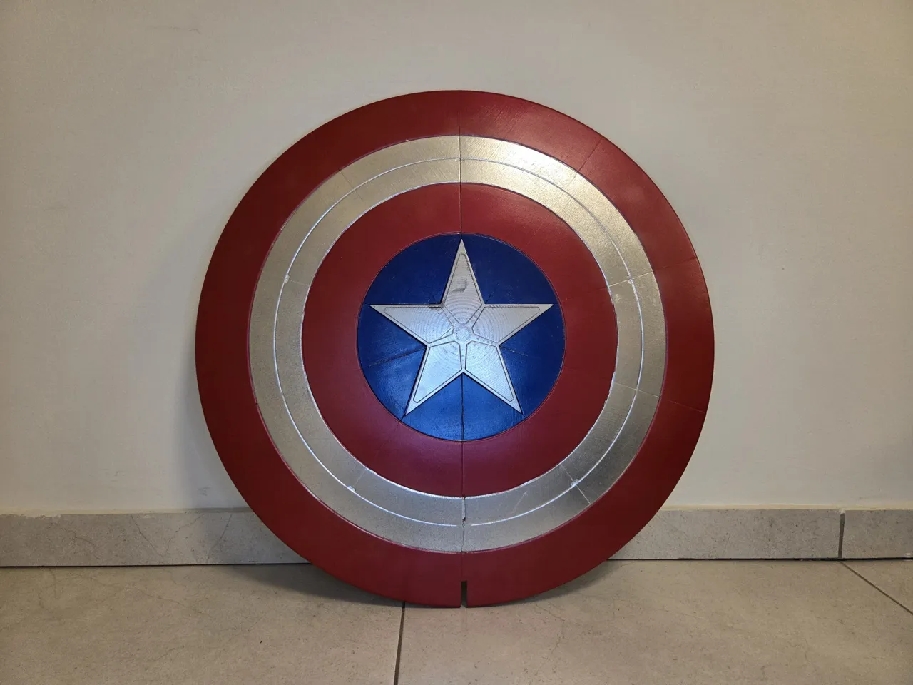 Captain America's Shield - Life size view 2