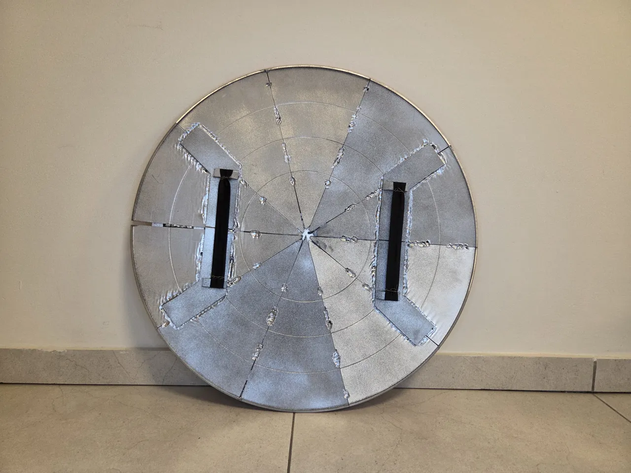 Captain America's Shield - Life size view 3