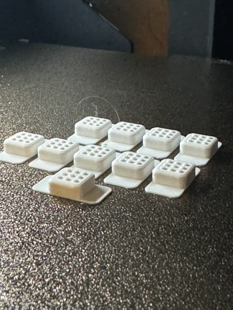 button skyteam