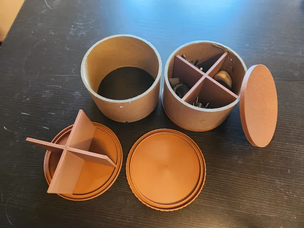 Bac utilisant les âmes cartonnées de bobines Bambu Lab