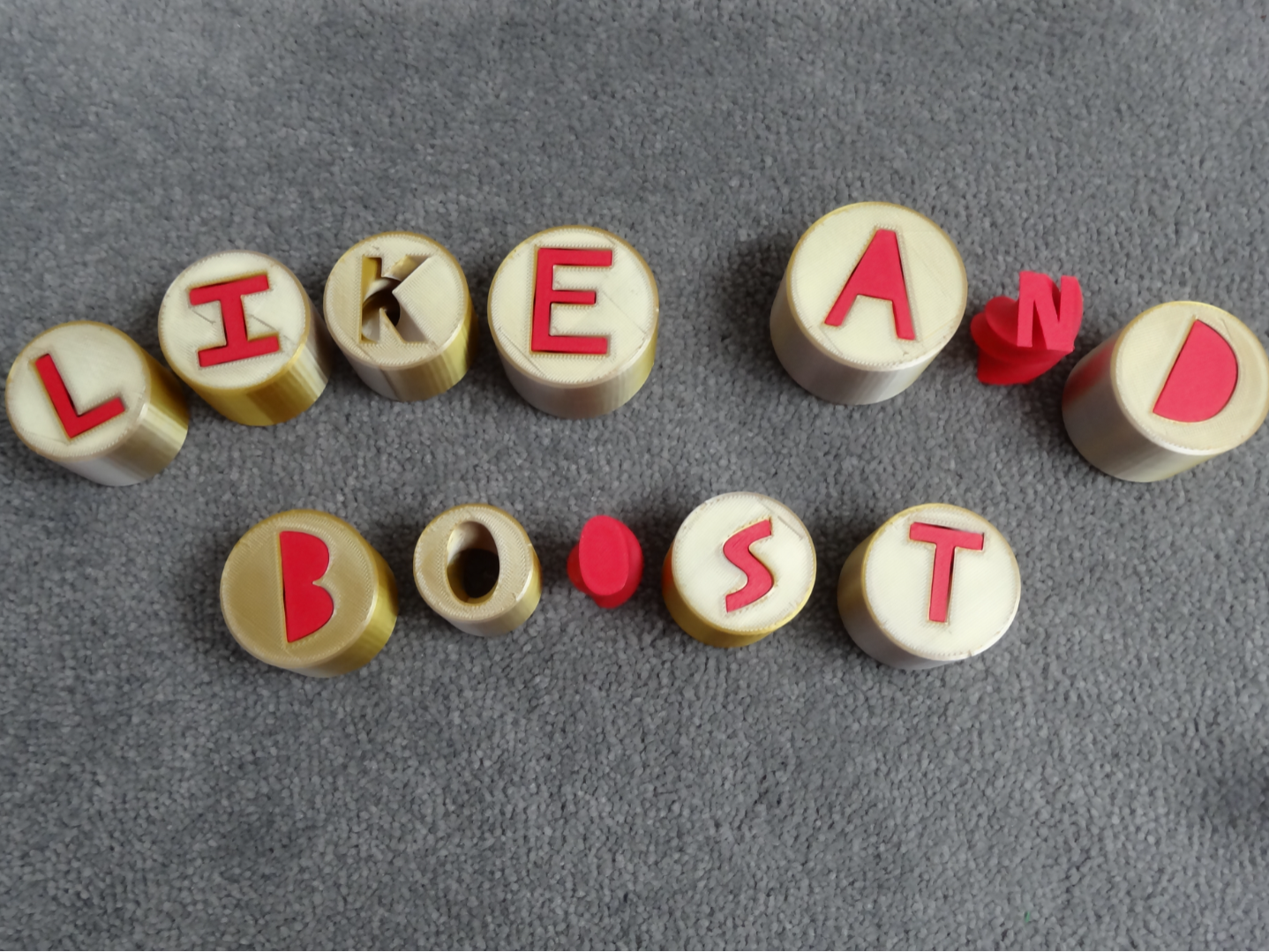 Spiral fidgets with letters