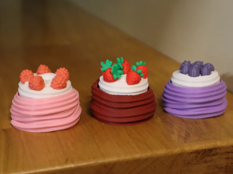 Meringue Cake Clicker