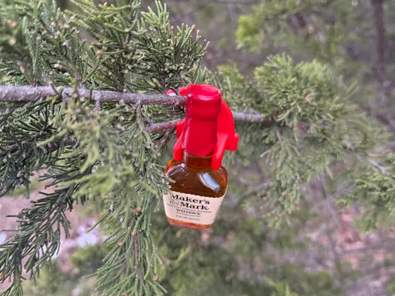 Tree Hanger for 50ml Bottle of Makers Mark