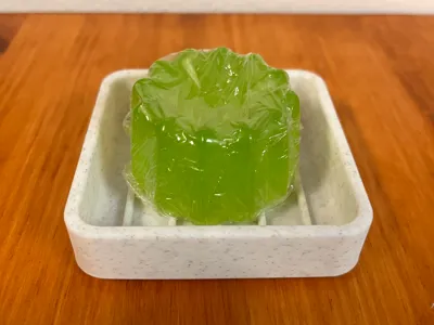 Simple square soap dish
