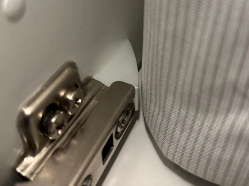 IKEA PAX Hinge Glide Guard / Smooth Glider