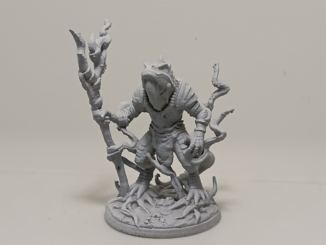 Miniatura 1 do modelo 3D supportless lizardmen: swamp oracle
