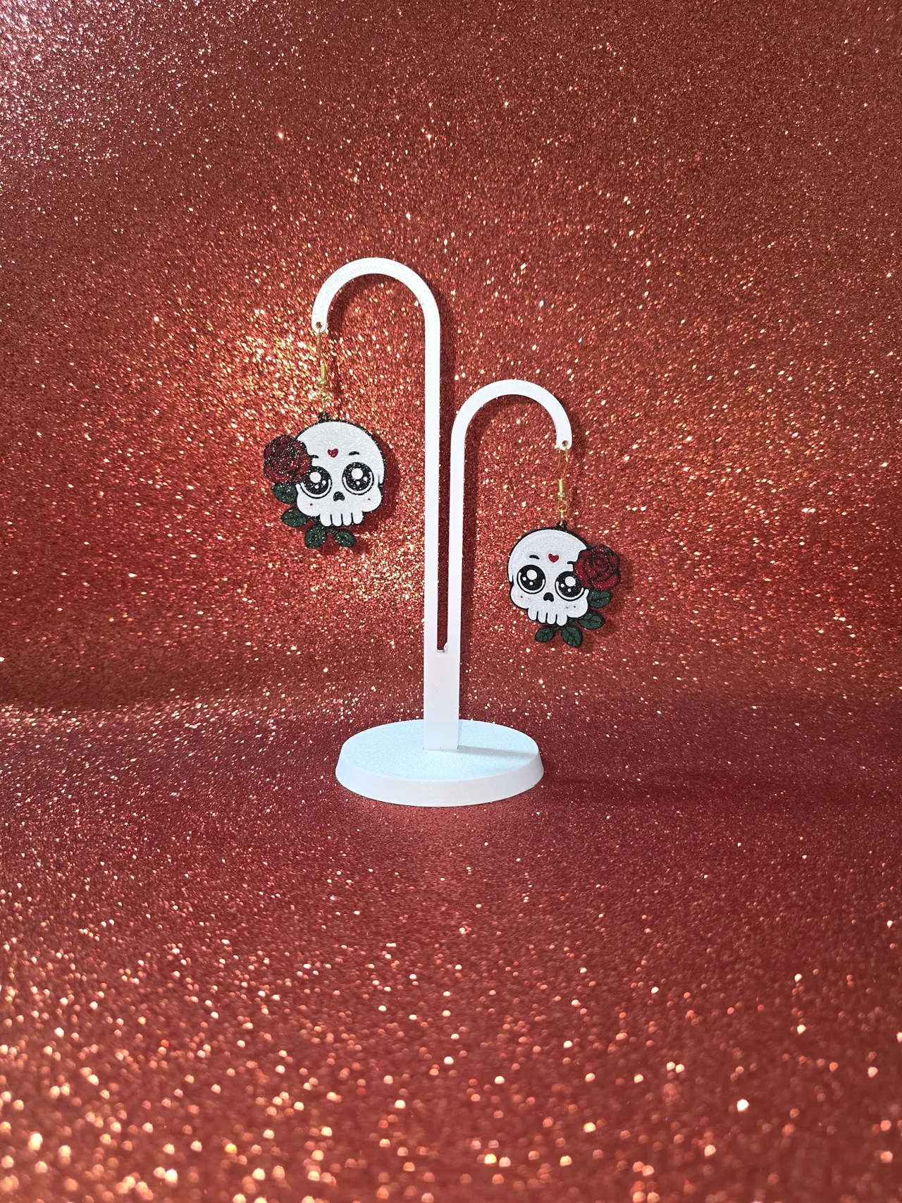 Romantic skull earrings view 3