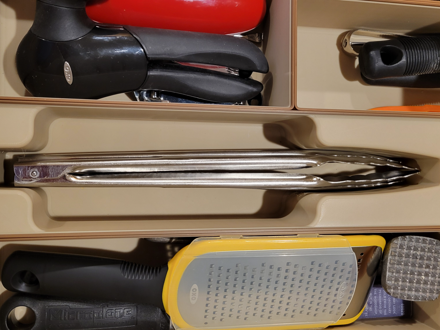 Kitchen Gridfinity Metal Tongs