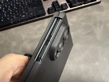 Caja o estuche: Samsung Galaxy Z Fold 8 Slim Case — vista de referencia 5