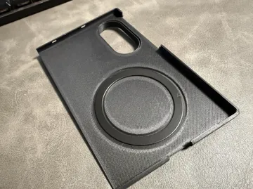 Caja o estuche: Samsung Galaxy Z Fold 8 Slim Case — vista de referencia 4