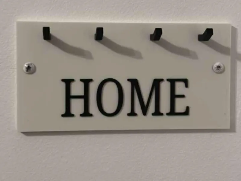KEY HANGER