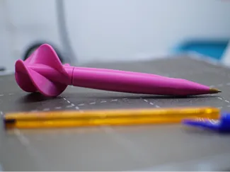 Bic Cristal 笔壳