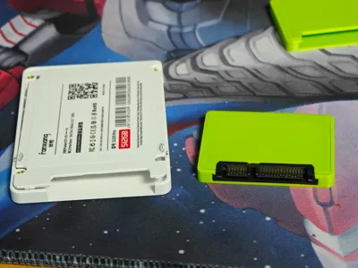 Fantasia SSD enclosure