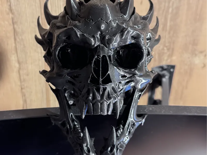 horned skull 