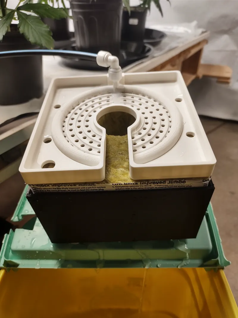 rockwool drip cap with tray 6x6